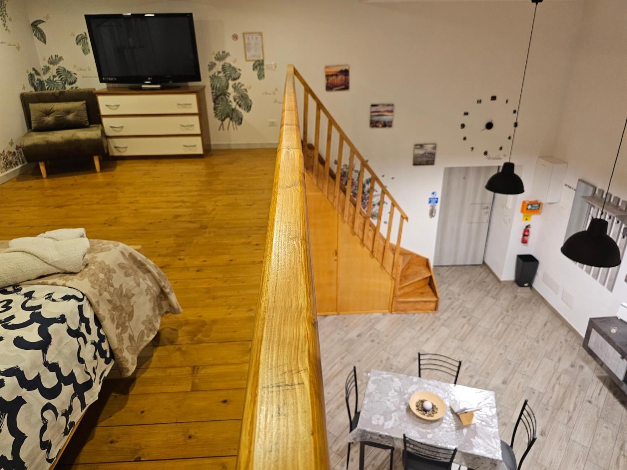 Apartment Station House *